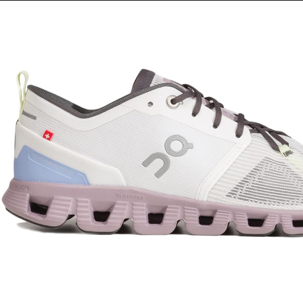 Cloud x 3 Shift Sneaker in Undyed White & Heron